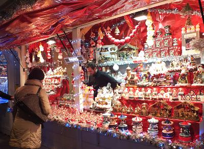 Christmas market in Paris