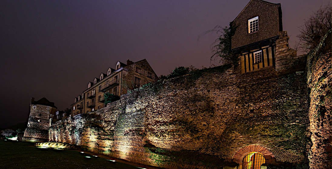 Le Mans roman walls