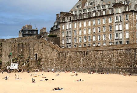 Saint Malo City Guide Essential Visitor Information In English