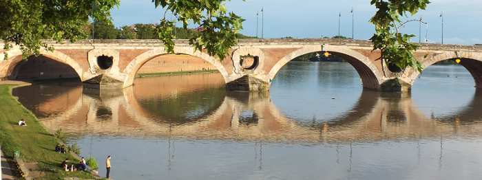Toulouse - Pont Neuf over the Garonne