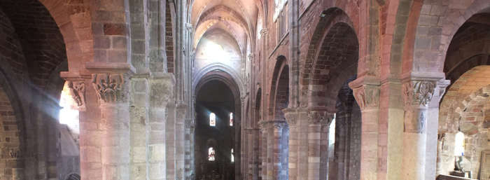 Brioude - Basilique Saint Julien nave